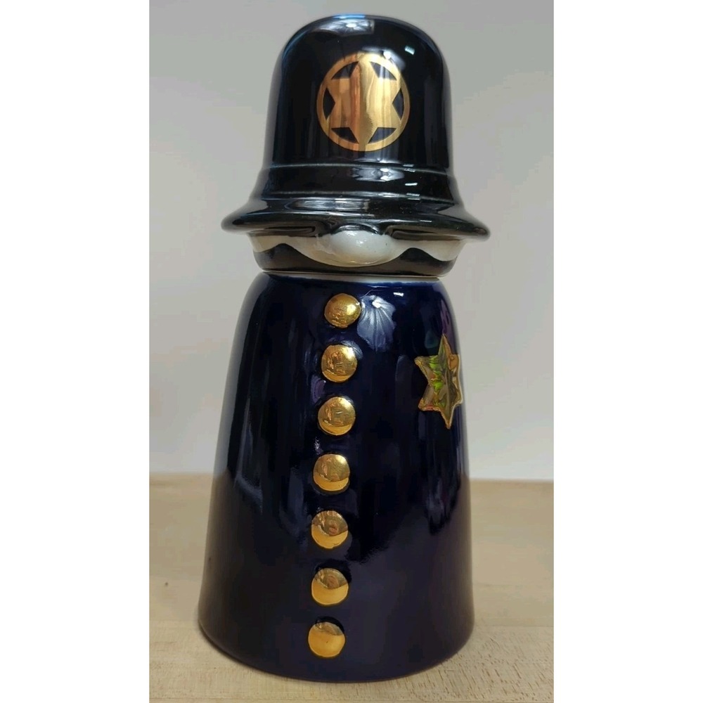 Utica Club Officer Sudds ‎ Stein Webco, Made in Brazil. Schultz & Dooley